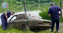 Bukan Ikan, Nelayan Ini Justru Temukan Mobil BMW di Sungai saat Mancing 