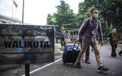 KPK Geledah Balai Kota Bandung, Penyidik Bawa Satu Koper Besar Berisi Berkas