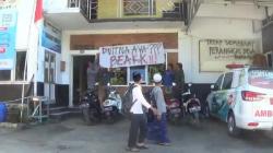 Kesal Keuangan Desa Tak Transparan, Warga Pangkalan Purwakarta Desak Kades Mundur<