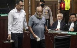 Lukas Enembe Dituntut 10,5 Tahun Penjara, Tak Sopan di Sidang Jadi Hal Memberatkan