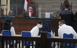 Empat Terdakwa Produsen Obat Sirup Penyebab Gagal Ginjal Akut Mulai Disidang