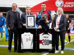 Cristiano Ronaldo Cetak Gol di Laga Ke-200 dengan Timnas Portugal: Tidak Terlupakan!