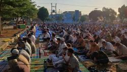 Takbir Bergema, Warga Muhammadiyah Bandarlampung Sholat Idul Adha di Lapangan Kalpataru Kemiling