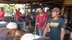 Kulit Sapi dan Kambing Kurban Berkah bagi Jagal dan Industri Kerupuk di Majalengka<
