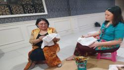 Dari Modal KUR, Rolupat Sukses Bawa Batik Kawung Diminati Pasar Luar Negeri