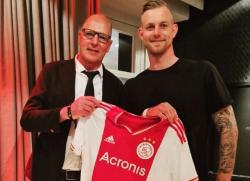 Dulu Main di Persib, Kevin van Kippersluis Kini Resmi Gabung Ajax