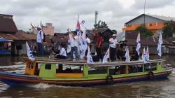 Susur Sungai Martapura, Partai Perindo Banjarmasin Ikut Ramaikan Kirab Pemilu 2024