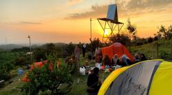  Asyiknya Camping di Astana Hinggil Jepara, Menikmati Panorama Gunung Muria dan Pesisir<