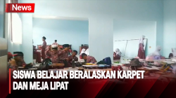 Puluhan Siswa SDN di Bandung Barat Belajar Beralaskan Karpet dan Meja Lipat
