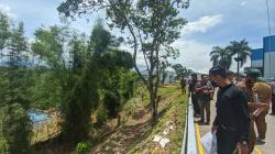 Tanah Longsor Ancam Pabrik di Parungkuda, Pemkab Sukabumi Diminta Bertindak