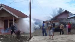 Kasus DBD Meningkat, Partai Perindo Nabire Inisiatif Fogging Kompleks Malompo