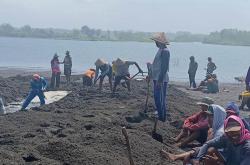 Muara Sungai Opak Tertutup Pasir, Puluhan Hektare Lahan Pertanian di Bantul Terendam <