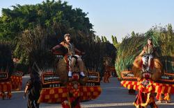 Pertunjukan Reog Massal di Alun-Alun Ponorogo