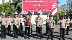 Berprestasi, 27 Personel Polresta Manado Terima Penghargaan dari Kapolresta<