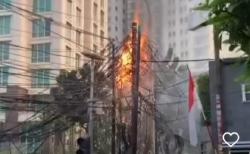 Kabel Semrawut Terbakar di Pakubuwono Jaksel, Diduga akibat Korsleting