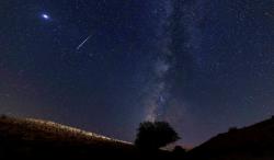 Fakta-Fakta Puncak Hujan Meteor Tadi Malam, Dapat Dilihat Mata Terjadi hingga September<