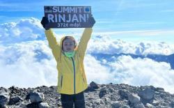 Kisah Raihanun Bocah 10 Tahun Capai Puncak Gunung Rinjani, Bikin Pendaki Lain Terpukau