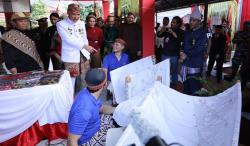  Ganjar Bangga Lihat Batik hingga Kerajinan Tangan Karya Warga Binaan Lapas: Produktif!