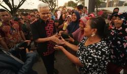 Jalan di Brebes Diperbaiki, Warga ke Ganjar: Makasih Banyak Pak, Jalannya Sudah Mulus