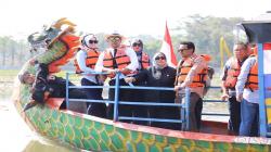 Resmikan Situ Bagendit, Ridwan Kamil Ceritakan Kenangan Masa Kecil<