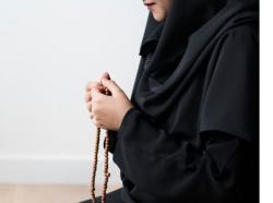 Lirik Sholawat Ya Man Shollaita Bikulli Anbiya Latin dan Artinya, Dipopulerkan Maher Zein 