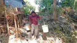 Kekeringan Landa Heuleut Majalengka, Warga Harus Jalan 1 Km demi Air Bersih<