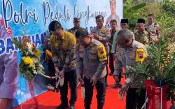 16 Wilayah Terdampak Kekeringan, Polda Jateng Bangun Sumur Pompa Gratis untuk Warga <