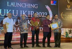  Kementan Raih Penghargaan Badan Publik Ramah Disabilitas  dari KIP