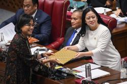Ketua DPR Pimpin Pengesahan UU APBN 2024, Berharap Berkeadilan untuk Rakyat
