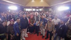Mahasiswi Surabaya Semringah Bertemu Ganjar Pranowo: Ya Allah Ganteng Banget