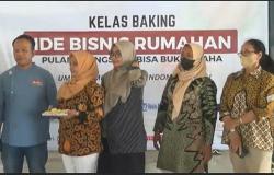 Bacaleg Partai Perindo Jogja Fourista Handayanto Latih Warga Membuat Bakpia