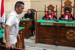 Ekspresi AKBP Achiruddin Hasibuan Divonis 6 Bulan Penjara