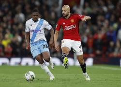 Sofyan Amrabat Debut di Man United Main di Bek Kiri: Posisi Kiper Pun Saya Siap