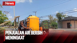  Dilanda  Kemarau Panjang, Penjual Air Bersih Keliling di Kalsel Banjir Pesanan<