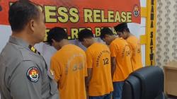 Polisi Gerebek Rumah Persembunyian 4 Pencuri Ratusan Baterai Tower Seluler di Berau Kaltim