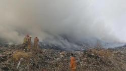 TPA Kopi Luhur Kota Cirebon Kembali Terbakar, Api Berkobar di Sisi Selatan<