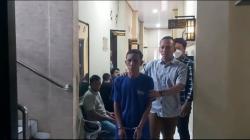  Mengaku Polisi, Kakek di Tegal Begal Motor Tertangkap Basah lalu Dihajar Massa<