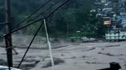 23 Tentara India Hilang Tersapu Banjir Bandang