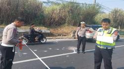 Kecelakaan Maut di Sukabumi, Pelajar Boncengan Ngebut Tabrak Truk, 1 Orang Tewas 1 Kritis<
