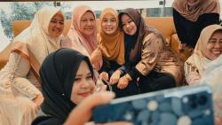 Nyai dan Ning di Jabar Puji Pola Asuh Siti Atikoh Ganjar: Inspiratif Sekali