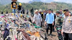 Pj Gubernur Jabar Minta TNI dan Polri Telusuri Sumber Sampah di Pantai Cibutun Sukabumi