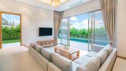 Holiday Villa Ini Fantastis, Hanya 10 Menit Menuju Pantai-pantai Memukau di Nusa Dua