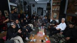 Doel Sumbang, Budi Dalton dan Man Jasad Nongkrong Bareng Ganjar di Bandung<