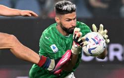 Terungkap, Ini Alasan Pelatih AC Milan Pilih Olivier Giroud Jadi Kiper Dadakan