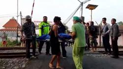 Kecelakaan Hari Ini di Lamongan, Pemotor Tewas Tertabrak Kereta Api usai Terseret 100 Meter