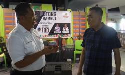Bacaleg Perindo Anang Iskandar Bagikan KTA Berasuransi di Acara Potong Rambut Gratis 