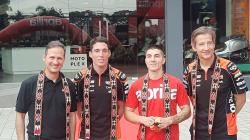 Ramai Diserbu Fans, Maverick Vinales dan Aleix Espargaro Buka Dealer Baru Piaggio Group di Lombok