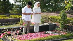 Erick Thohir Ziarah ke Makam Ayah, Netizen: Kode Keras Minta Izin Cawapres Prabowo