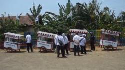 Partai Perindo Serahkan Bantuan Gerobak kepada Pedagang Kecil di Cilacap