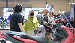 Tingkatkan Literasi dan Inklusi Keuangan, FIFGROUP Cetak Pembiayaan 282 Unit Motor di IMOS+ 2023